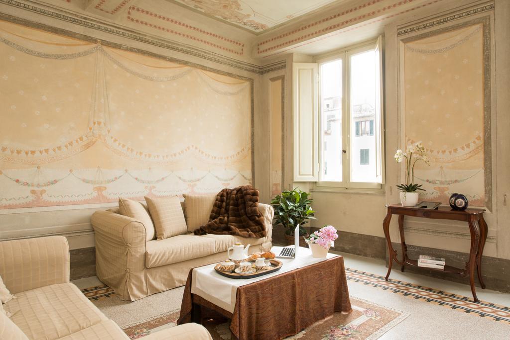 Hotel Palazzo Piazza Mazzini à Pescia Chambre photo