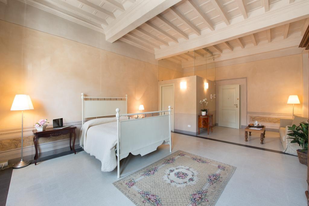 Hotel Palazzo Piazza Mazzini à Pescia Chambre photo