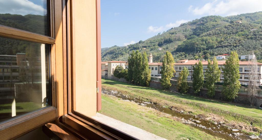 Hotel Palazzo Piazza Mazzini à Pescia Extérieur photo
